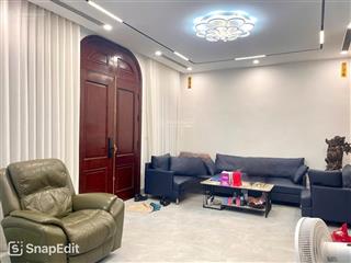 Bán nhà thịnh quang, 65m, 5 tầng, 5m mặt tiền, ô tô vào nhà , nội thất xịn sò, giá 18 tỷ
