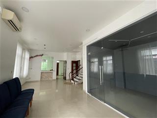 Cho thuê nguyên căn mặt tiền trần hưng đạo, p2, q5 dt 8x15 3 lầu giá 35 triệu