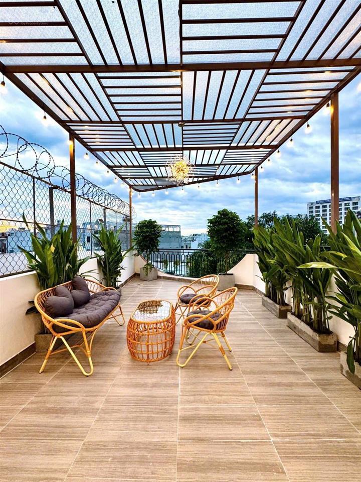 Bán nhà mặt tiền sát trục phạm văn đồng qua bình thạnh 5p giá siêu hot cho diện tích 60m2 8ty55 tl