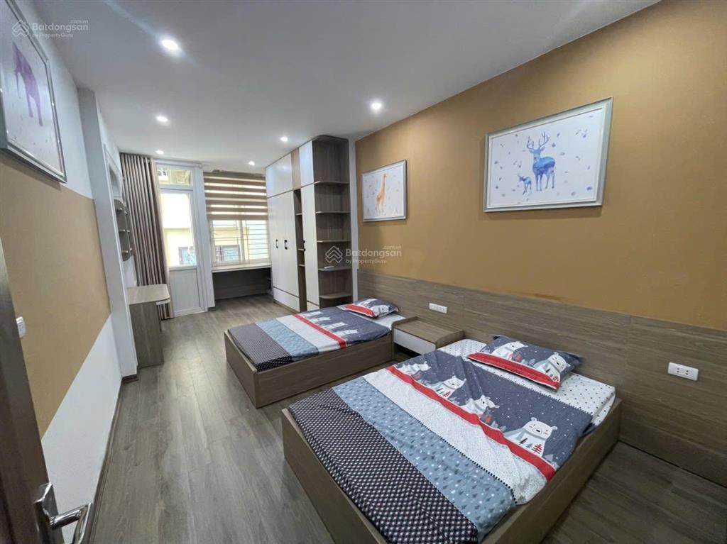 Bán nhà trung tâm la khê  hà đông, 42m2, 6 tầng, 20m ra ô tô, 100m ra đường đôi. nhà đẹp như khách