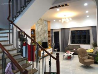 Cần bán gấp một số căn nhà cityland park hills giá tốt nhất.  0985 323 ***
