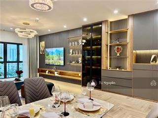 Chính chủ bán căn 3 phòng ngủ 107m2 time tower lê văn lương. giá 9.5 tỷ
