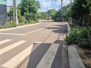 Bán đất sổ riêng thổ cư 5x23 tại p long khánh giá chỉ 980tr, cách chợ 500m.