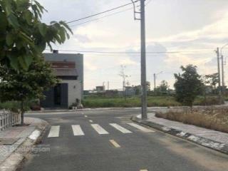 Bán đất 120m2 sổ hồng riêng tại đt 830, bến lức, long an giá 2x