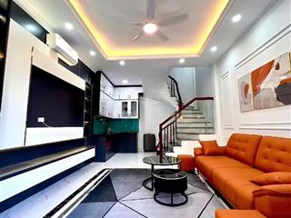 Bán nhà đẹp nguyễn văn linh, thạch bàn full nội thất cao cấp