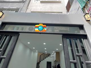 Bán nhà mới 5 tầng vị trí trung tâm quận 1