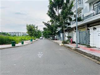 Nhà liên kế 1 trệt, 3 lầu, đường f2 kdc bửu long, biên hòa, đồng nai