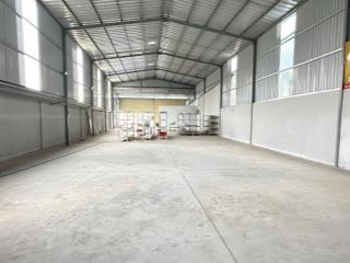 Xưởng phú chánh mặt tiền dt742