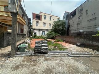 Bán đất lô góc 2 mặt tiền, ô tô tránh,trục chính thôn lê xá  đông anh