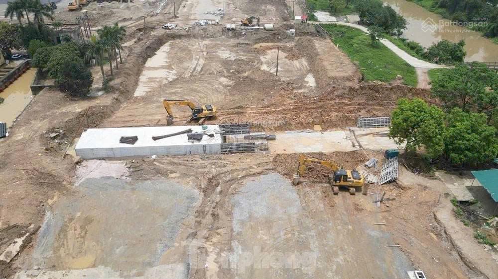 Bán siêu phẩm đất bìa làng trực diện vin tàm xá, đường mở rộng 17m. dt 100m2