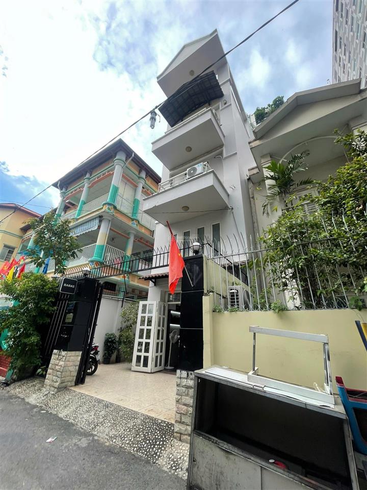 Hẻm xe hơi cao thắng, quận 3, dt 6x18m, nhà 5 tầng hiện đại, giá 27.8 tỷ tl