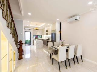 Siêu phẩm nhà đẹp vị trí vàng giá tốt bất ngờ!