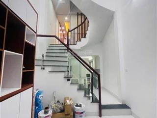 Bán nhà lô góc mới  bằng liệt dt 45m2, 5 tầng, cách ôtô tránh 20m, giá chỉ 6.45 tỷ