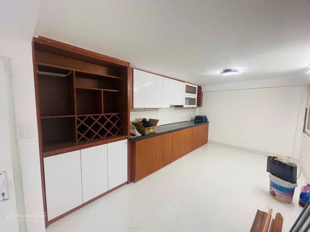 Bán nhà lô góc mới  bằng liệt dt 45m2, 5 tầng, cách ôtô tránh 20m, giá chỉ 6.45 tỷ