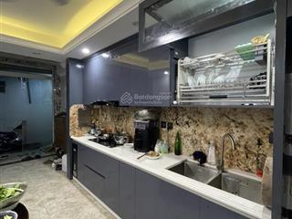 Nhà định công  36m, 5 tầng, cách phố ôtô tránh 60m  giá chỉ 6.9 tỷ