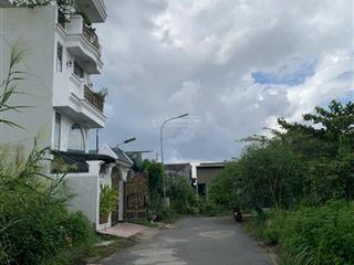 Lô góc 134m2 nằm ngay kdc rạch tôm, nhà bè