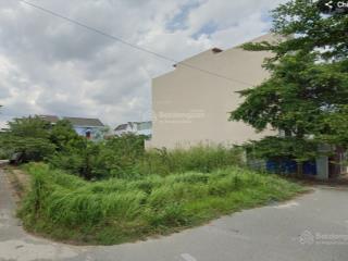 Lô góc 134m2 nằm ngay kdc rạch tôm, nhà bè