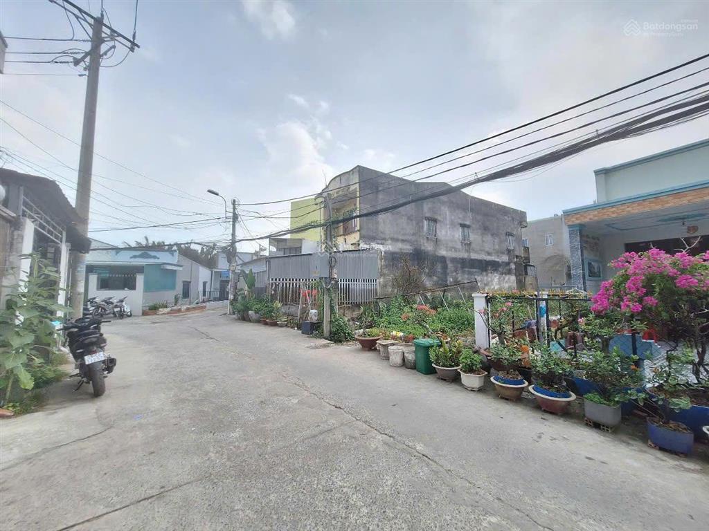Bán lô đất 125m2 hẻm 1959 lê văn lương  đường xe hơi 8m