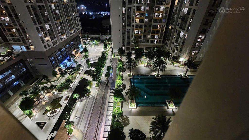 Bán căn hộ 2pn2wc67m2 chung cư q7 riverside complex  full nội thất