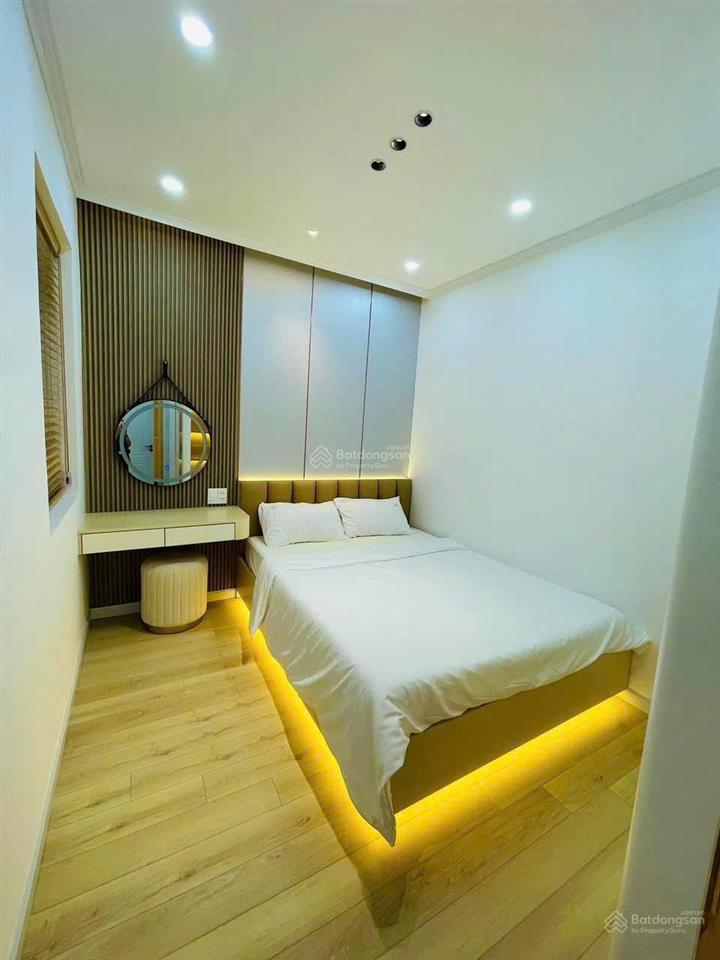 Cho thuê nhiều căn hộ sky garden 3. dt 56m2 nhà đẹp 2 phòng ngủ 1wc giá từ 11 triệu đến 13 triệu