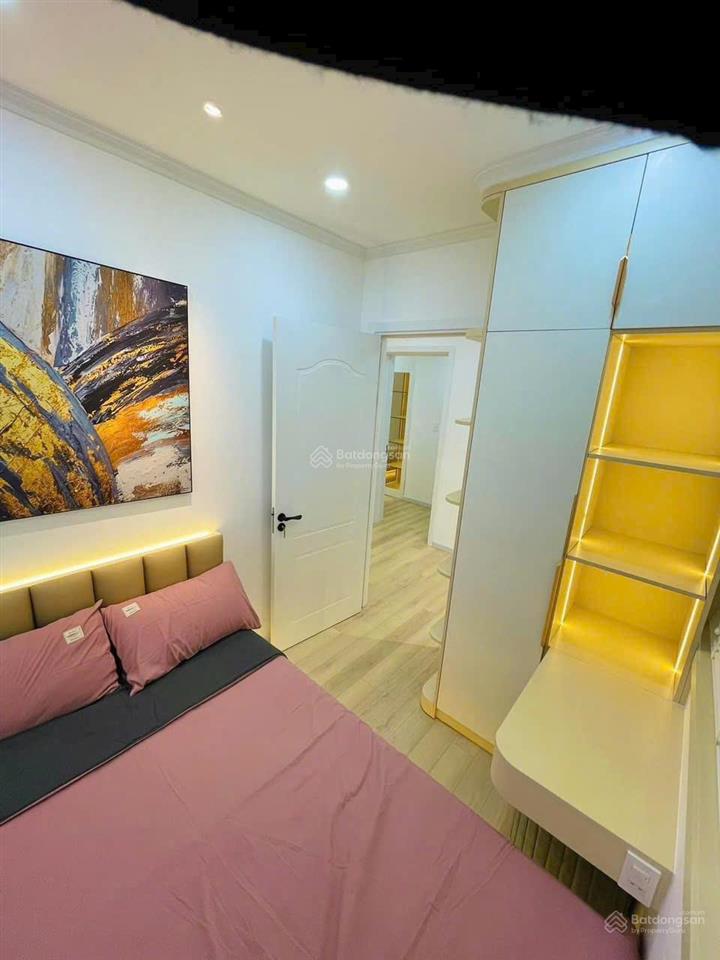 Cho thuê nhiều căn hộ sky garden 3. dt 56m2 nhà đẹp 2 phòng ngủ 1wc giá từ 11 triệu đến 13 triệu