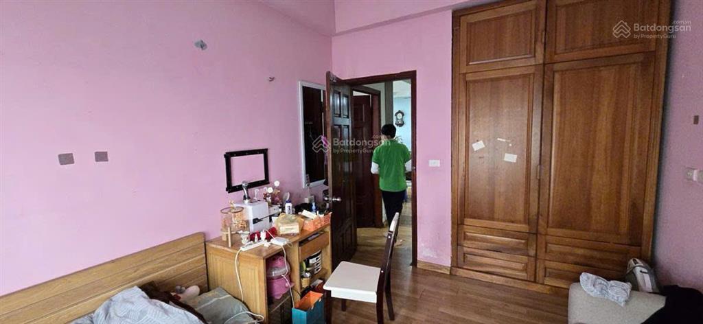 Tôi chủ nhà cần bán căn góc 80,5m2  2pn 2wc tầng trung đẹp tại ct12 chung cư 183 hoàng văn thái