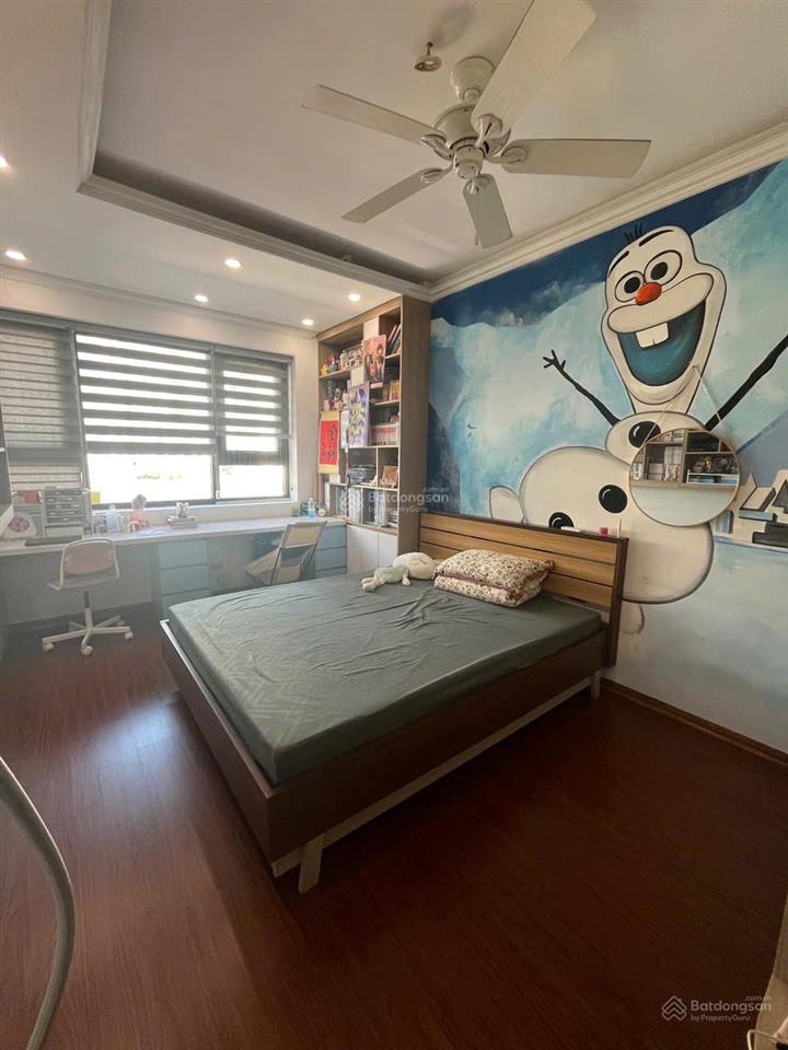 Tôi chủ nhà cần bán căn cc 95m2  3pn + 2wc tầng trung đẹp, nội thất full giá chưa đến 10 tỷ !!!