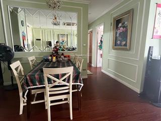 Tôi chủ nhà cần bán căn cc 95m2  3pn + 2wc tầng trung đẹp, nội thất full giá chưa đến 10 tỷ !!!