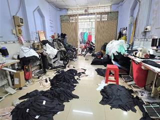 Nha đương lê văn quới,ra đường hương lộ 2 . dt 55.7 m2 giá giá chỉ có hơn 3.5 tỷ chút.