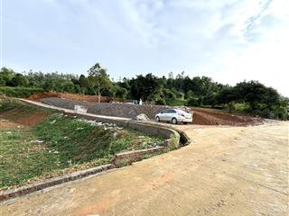 Cần bán 1752m có 200m thổ cư,view đẹp nhìn toàn cảnh cánh đồng,đồi núi.