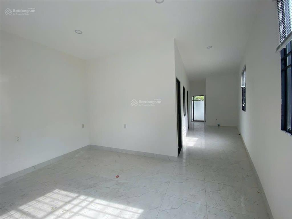 Bán nhà c4 góc 2mt mỡi đẹp dt 78m2  2pn  ôtô đậu cửa  vĩnh hải  nha trang  chỉ 2tỷ850