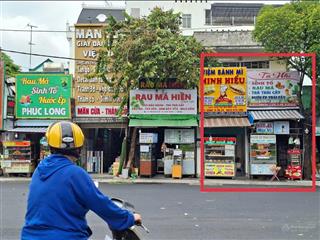 Bán nhà mặt tiền trung tâm chợ dĩ an