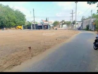 Gần khu vực buôn bán giá ra đi 690 triệu, dt 200m2 ra đi với giá mềm