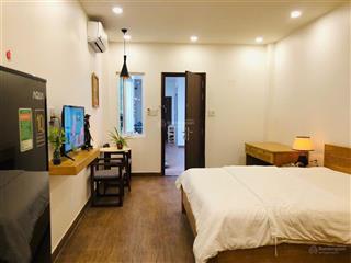 Studio trống sẵn gần metro  máy giặt riêng  thang máy  xem được ngay
