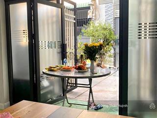 Quá rẻ! nhà 2 mặt tiền hẻm đường số 6, linh tây  82m2 chỉ 5,8 tỷ đường ôtô vivu  ko lộ giới