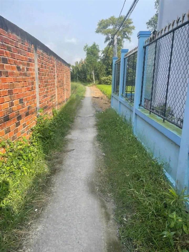 TÔI CHÍNH CHỦ BÁN ĐẤT LÔ ĐẤT XÃ CẦN ĐƯỚC, TỈNH TÂY NINH.