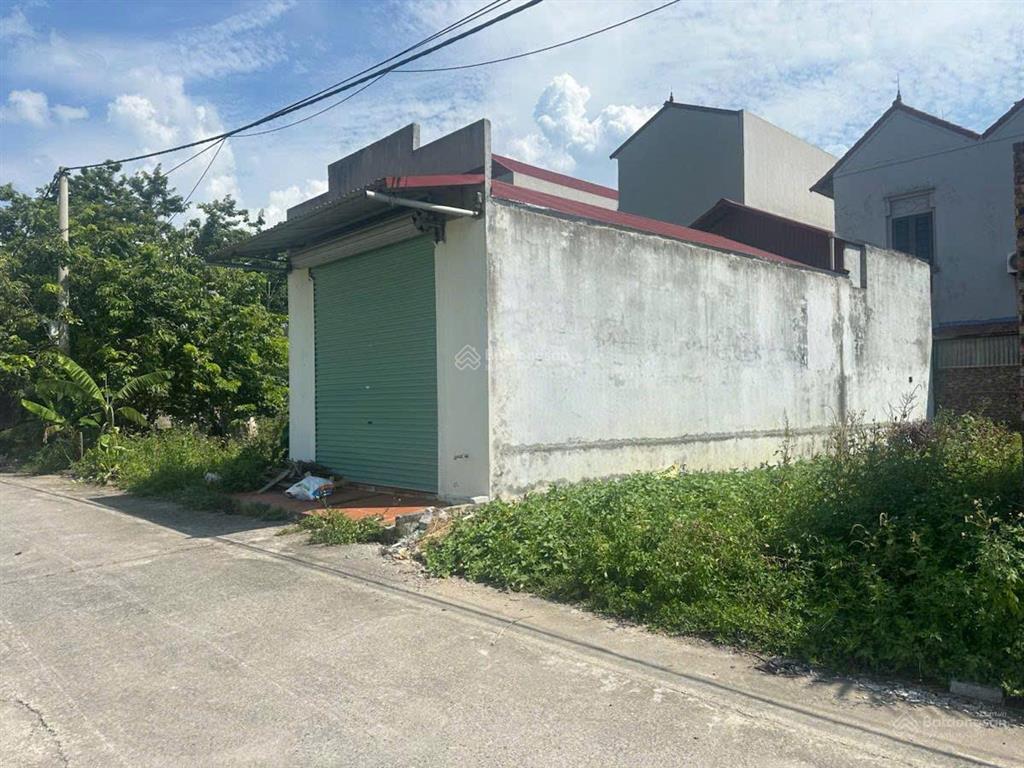 Bán 150m2 nhà đất giãn dân bia làng gần kđt đa mục tiêu thư lâm. mặt tiền rộng, kinh doanh tốt