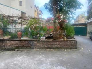 Bán đất vị trí góc 2 mặt tiền tại phúc lợi. ngõ thông, ô tô nhỏ quay đầu