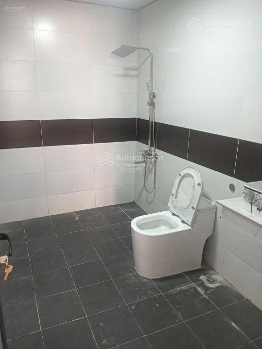 Chính chủ cần tiền bán gấp căn 70m2 2n2vs full nội thất  chung cư tht new city