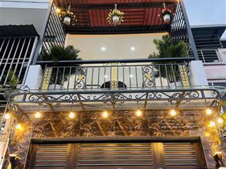 Nhà mặt hẻm xe hơi nguyễn tất thành, q. 4, (66,1m2) vuông vức, gần đh nguyễn tất thành