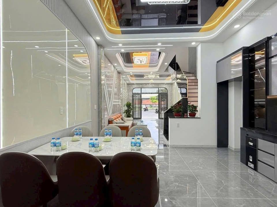 Bán nhà đẹp hẻm tân thới nhất, quận 12