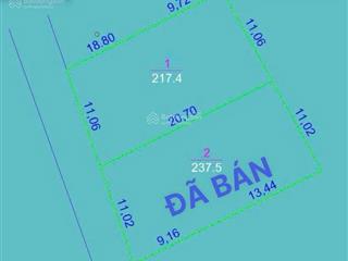 Bán 217,4m2 còn được tặng 35m lưu không. vị trí đẹp