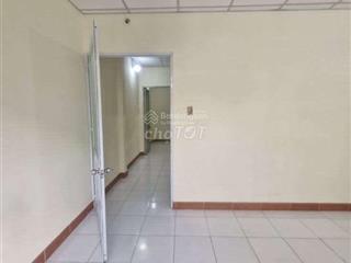 Cần bán gấp nhà quận 8 bông sao 1t2l diện tích lớn shr gần ubnd, chợ