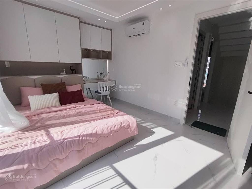 Nhà đẹp giá tốt ngay trường thạch quận 9 , gần trường đh hutech , thích hợp về ở hoặc cho thuê trọ