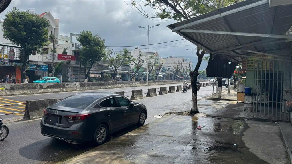 Siêu phẩm mặt tiền nguyễn tất thành.mặt tiền nở hậu tài phù hợp kinh doanh homestay, cafe