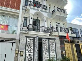 Hàng hiếm . nhà đẹp 3 tầng , gần ngã tư thủ đức , 4pn