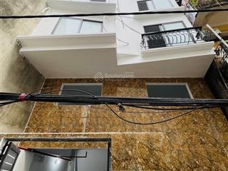 Bán ccmn phố phùng khoang sầm uất,tổng 19 phòng khép kín,gáp xép,giá 21,5 tỷ full nội thất