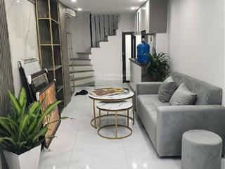 Gấp gấp  bán nhà trung tâm bạch mai  trương định   30m2  5 tầng  chào 6 tỷ