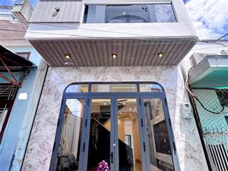Chị lệ bán nhà đường ôtô kỳ đồngq3, giá 2tỷ4/62m2, cho thuê 16tr,gần vòng xoay công trường dân chủ