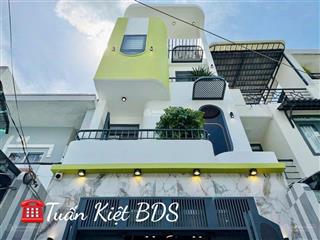 Nhà ngộp đường ôtô 5m nguyễn duy dương  q10, 3tỷ660/73m2,thu nhập 25 triệu/tháng, gần chợ nhật tảo